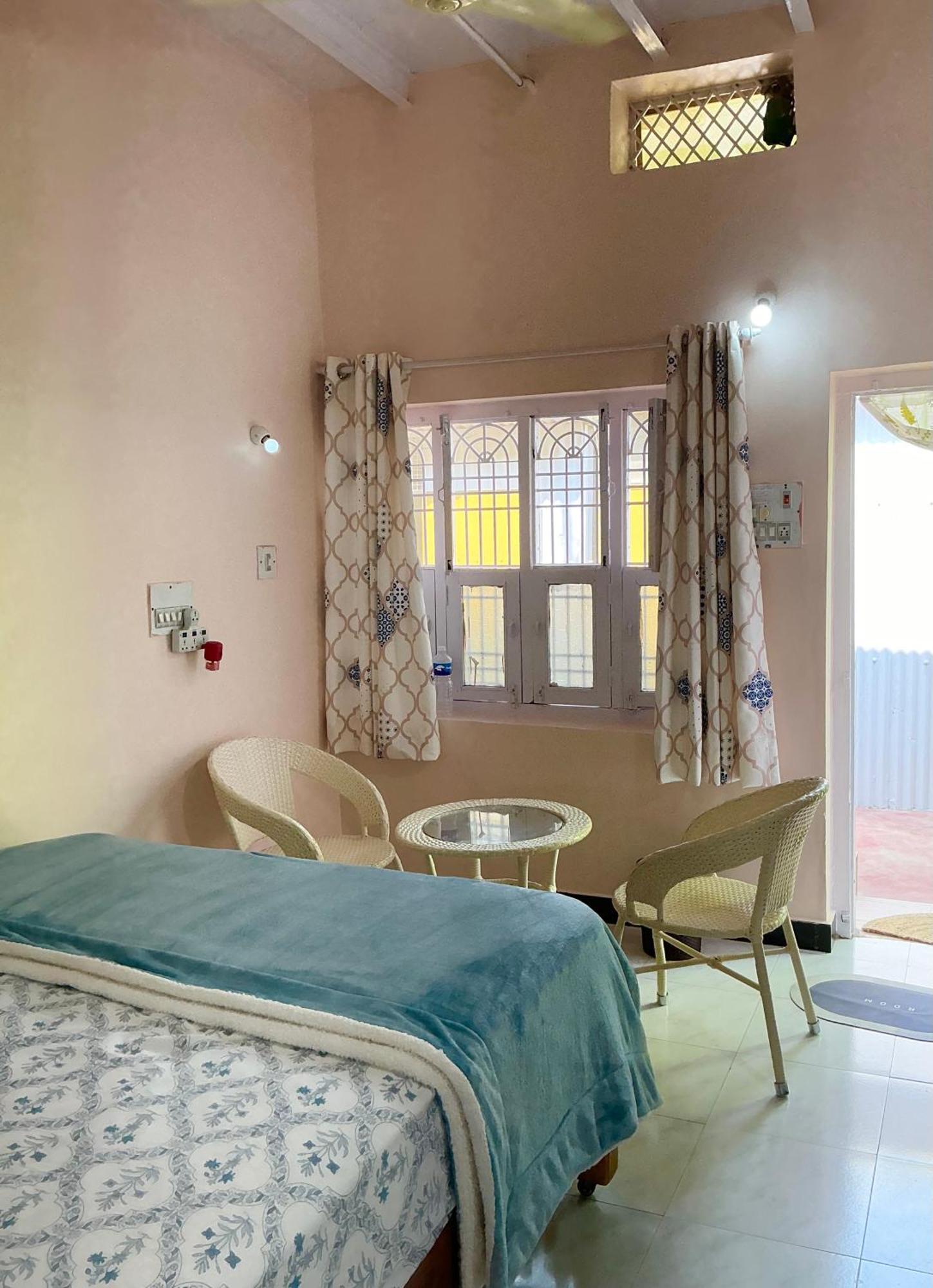 Kalyan Guesthouse Hampi Zewnętrze zdjęcie
